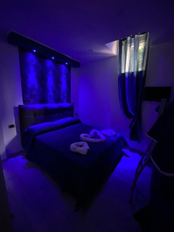 1 camera, Wi-Fi gratuito