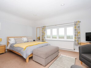 2 bedrooms, individually decorated, individually furnished, free WiFi - Great Brightor Cob Barn (Bodmin)