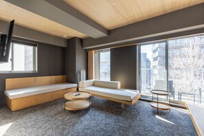 Family Twin Room | In-room safe, free cots/infant beds, free WiFi, bed sheets - HOTEL TOMOS ASAKUSA (Tokyo)