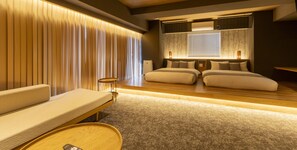 Family Twin Room | In-room safe, free cribs/infant beds, free WiFi, bed sheets