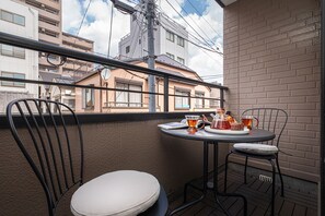 Apartamento básico (202) | Terraço/pátio