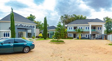 Fachada del alojamiento