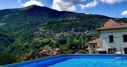 Villa "Luxury Oleandra" with Private Pool, Big Garden and Barbecue