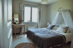 3 chambres, draps fournis