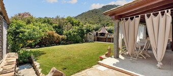 Villa "Vittoria" met uitzicht op de bergen, 2 privéterrassen & Wi-Fi