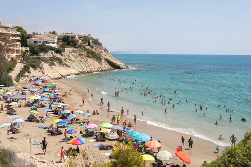 Holiday Home 'Bungalow Calle Altea' with Shared Terrace and Wi-Fi