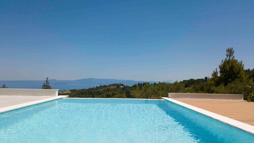 K-Koni Villa 2, Agia Paraskevi by Halkidiki Villas