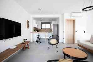 Smart TV - K-Koni Villa 3, Agia Paraskevi by Halkidiki Villas (Agia Paraskevi)