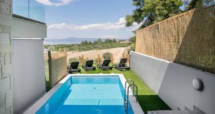 K-Euphoria Club Serene Villa 4 Pefkohori by Halkidiki Villas