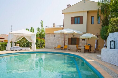 K-Bozis Private Pool Villa, Siviri 