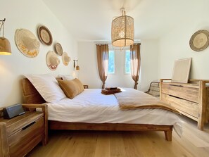 5 bedrooms, free WiFi