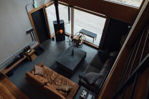 Living area - KANATA Building / Minamiboso Chiba (Minamiboso)