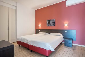 1 Schlafzimmer, kostenloses WLAN, Bettwäsche, Rollstuhlgeeignet