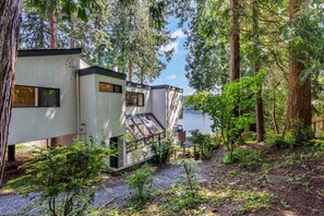 Exterior - Sound & Cedar PNW Escape w/ Unbeatable Views (Bremerton)