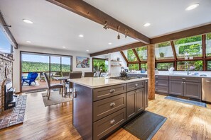 Fridge, microwave, oven, stovetop - Sound & Cedar PNW Escape w/ Unbeatable Views (Bremerton)