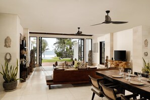 Interior - Black Beach Villa - Absolute Beachfront (Tabanan)