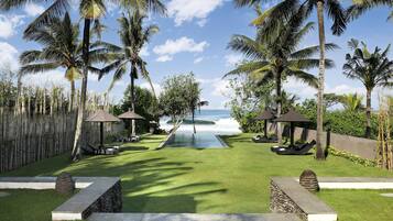 5 Bedroom Beachfront Pool Villa | Garden view