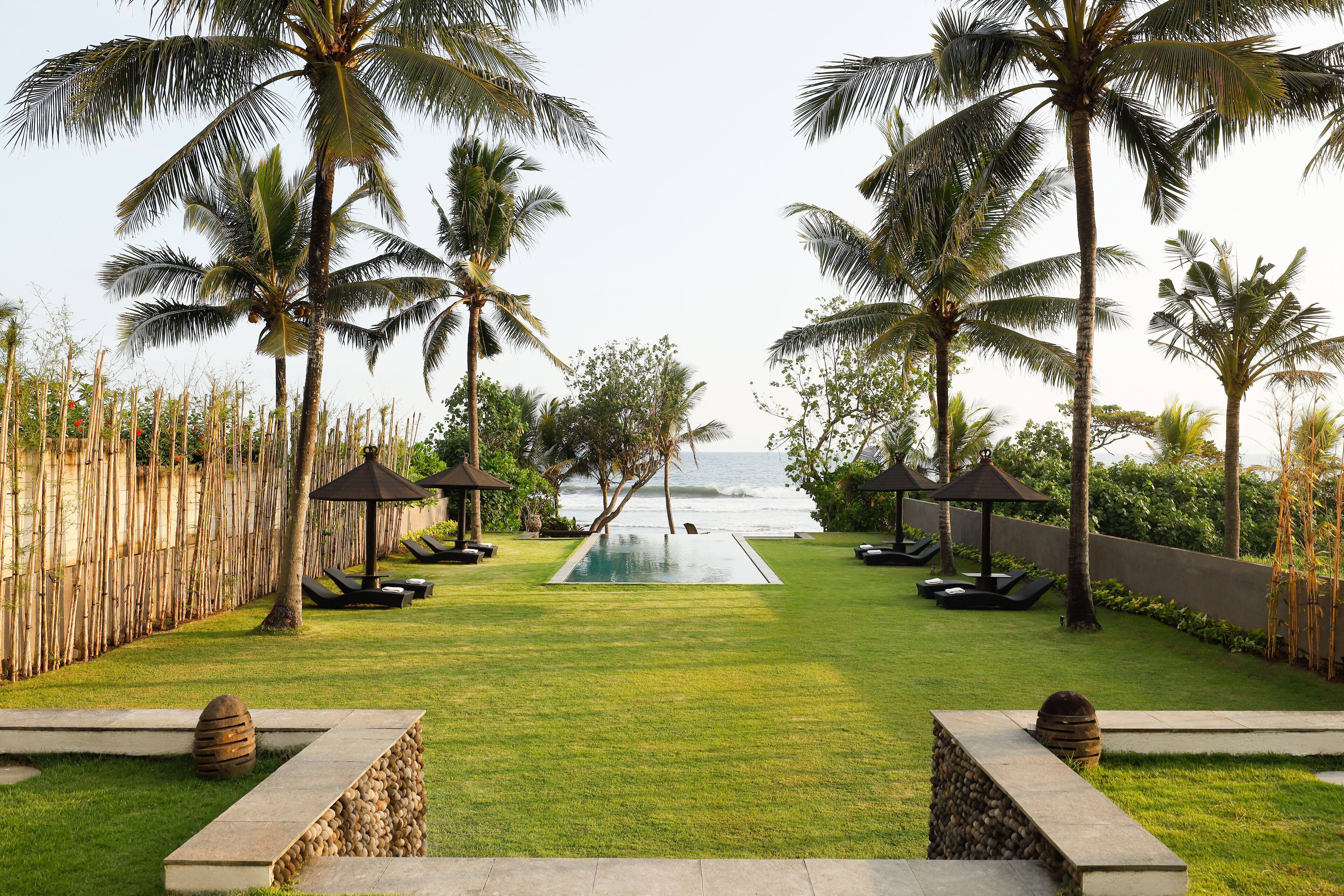 5 Bedroom Beachfront Pool Villa | Terrace/patio