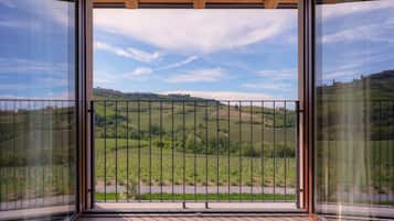 Panoramic Suite, 1 Bedroom, Pool Access, Vineyard View | Vineyard view