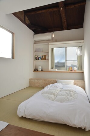 3 habitaciones, escritorio, wifi gratis y ropa de cama 