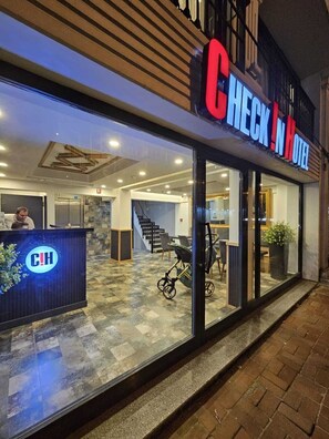 Exterior - Check in Hotel (Istanbul)