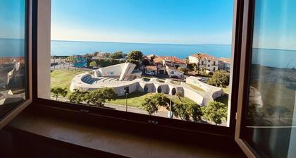 Ammari Home, elegant sea-view apartment