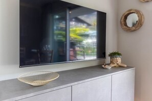 Interior - Mali Apartments with balcony and nice views (Tirolo)