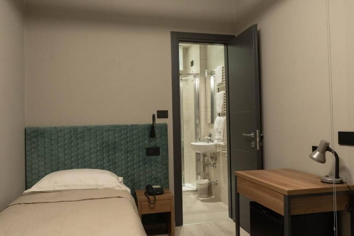 Habitación individual estándar | Tabla de planchar con plancha y wifi gratis