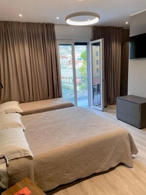 Fer et planche à repasser, Wi-Fi gratuit