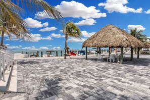 Property grounds - One bedroom apartment in United States of America, Marathon (Marathon)