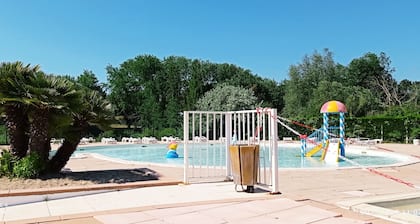 Jolie Appartement Cosy Idéalement Situé Dans Résidence Avec Piscine