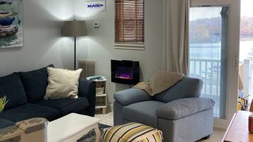 TV connectée, cheminée