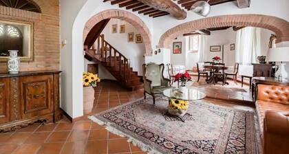 Entire Historic Residence in Tuscany (Val d'Orcia),in the Heart of Montepulciano
