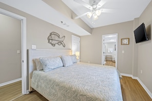 2 bedrooms, iron/ironing board, free WiFi, bed sheets - Pet Friendly-Gulf Front-East Corner Unit-2 Pools (Gulf Shores)