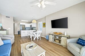 Smart TV - Pet Friendly-Gulf Front-East Corner Unit-2 Pools (Gulf Shores)