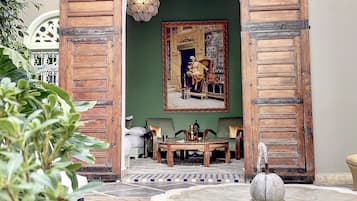 Comfort-Haus, 5 Schlafzimmer, Nichtraucher, Stadtblick | Kostenloses WLAN, Bettwäsche