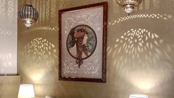 Habitació Comfort, no fumadors, vistes al pati | Wifi gratuïta i roba de llit