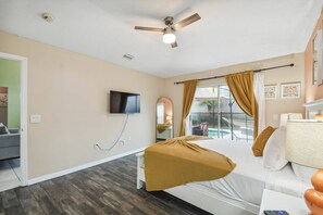 5 bedrooms, iron/ironing board, WiFi, bed sheets