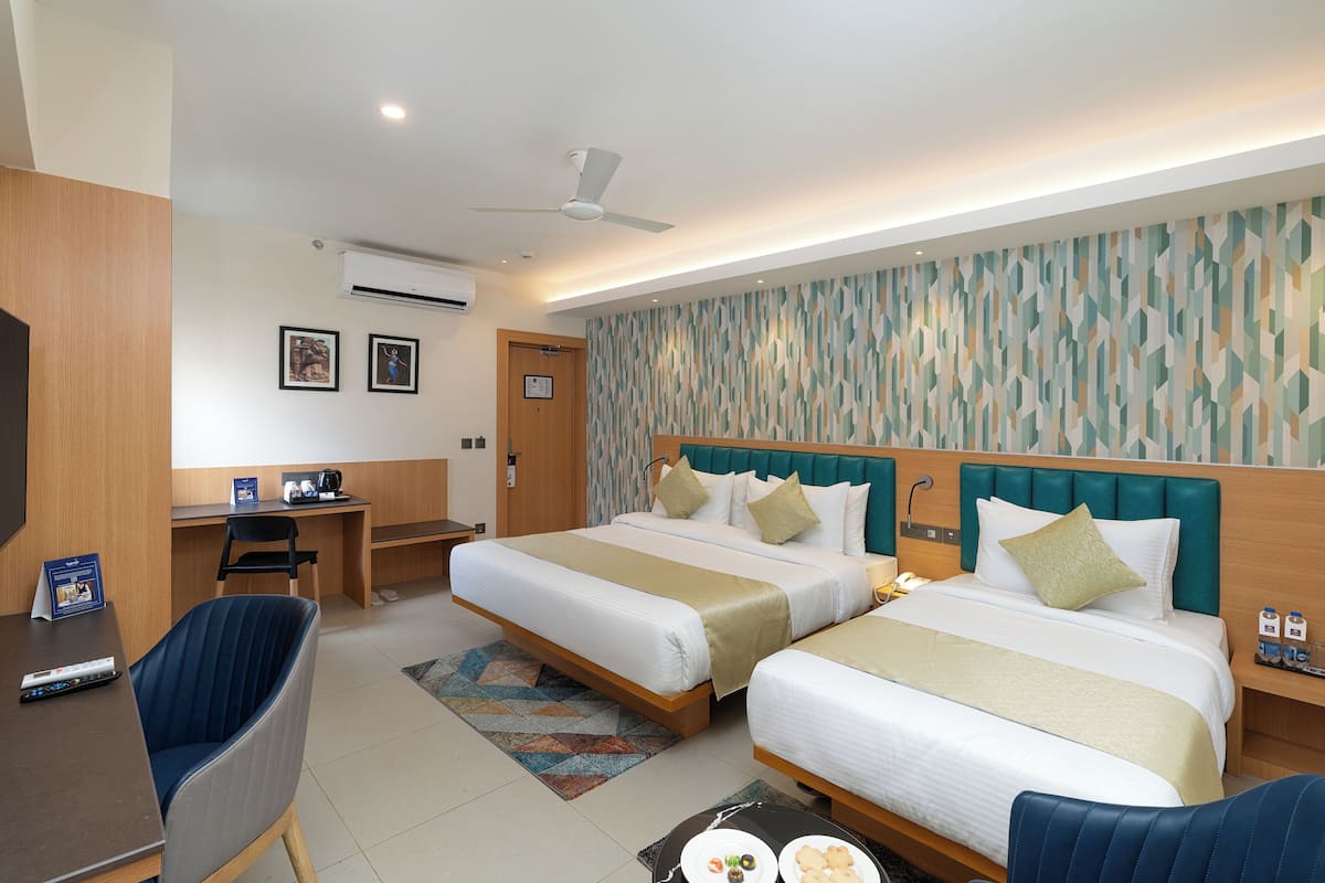 Junior Suite, 1 Bedroom | Minibar, desk, iron/ironing board, free WiFi