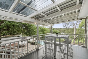 Outdoor dining - Beautiful acreage and recently renovated house, sure to delight!  (Kurmond)