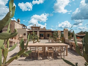 Exterior - Masseria Cuturi (Manduria)