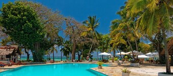Safari Beach Hotel 