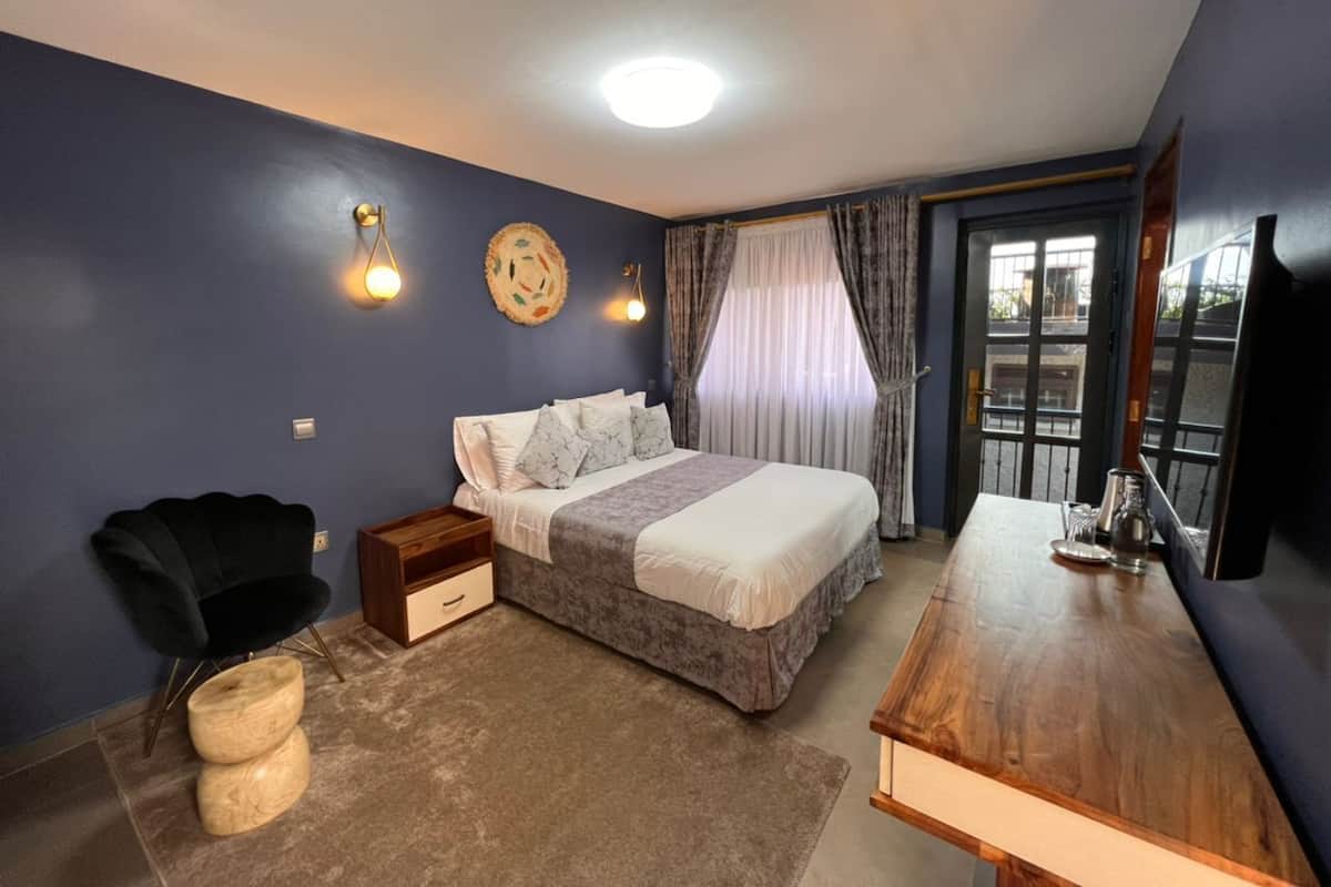 City Double Room | 2 bilik tidur, peti besi dalam bilik, seterika/papan seterika