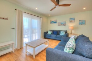 Smart-TV og DVD-spiller