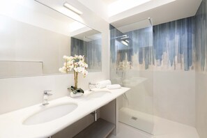 Apartemen | Kamar mandi | Handuk