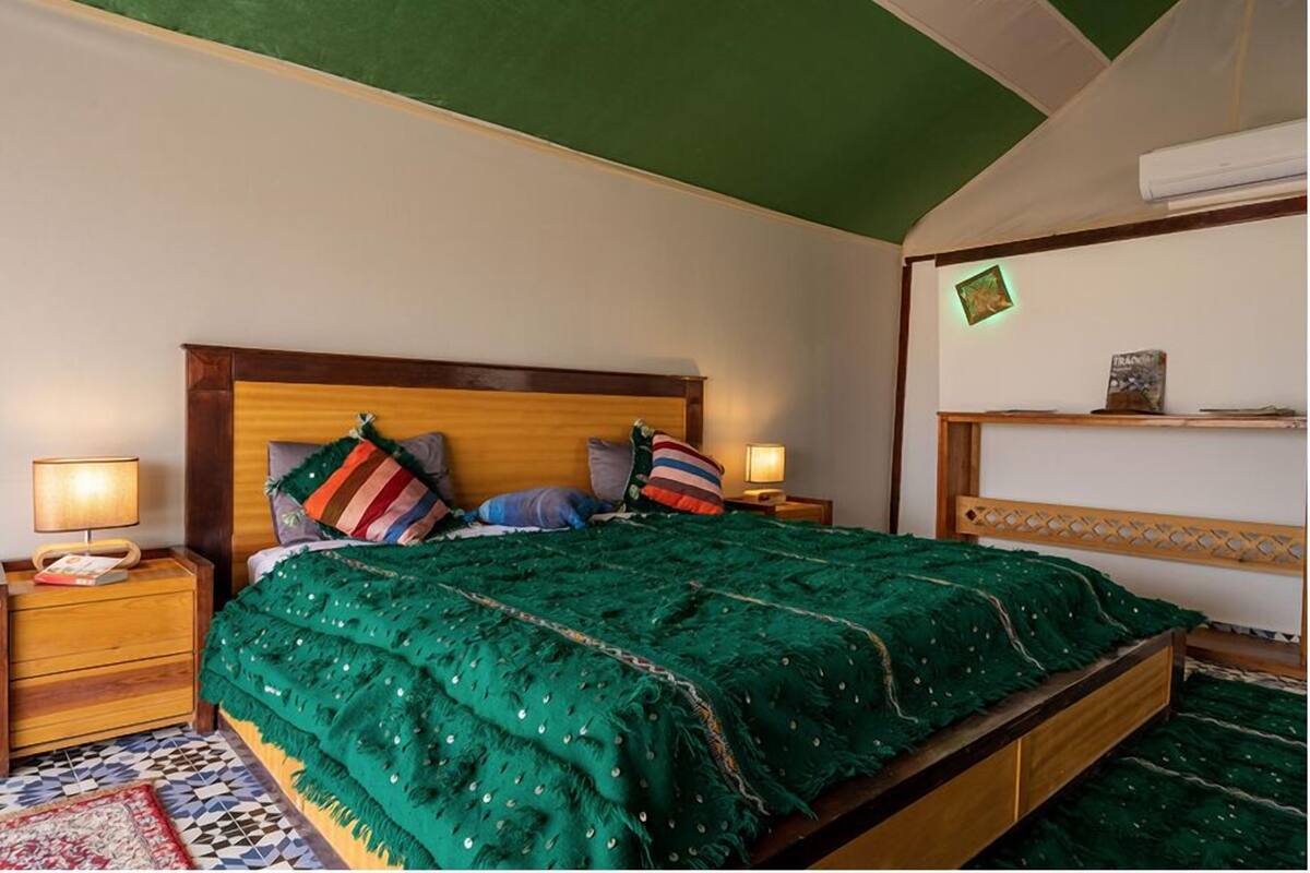 Basic Room, Private Bathroom, pemandangan gurun | Wi-fi percuma 