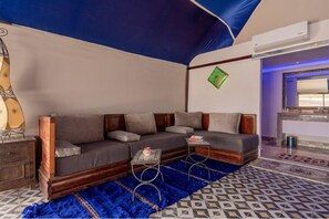 Family Suite | 2 bedrooms, free WiFi