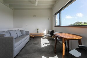 Panoramic Cottage, Garden Area | Premium bedding, pillow-top beds, in-room safe, individually decorated - Solar Branco Eco Estate (Ponta Delgada)