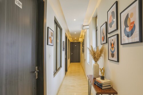 FabHotel Shri Ram Kashi