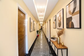 Lobby - FabHotel GK Residency (New Delhi)